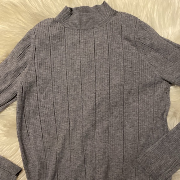 Belldini Grey Gray Long sleeve Turtle neck Shirt Women's Size Large - Picture 2 of 4